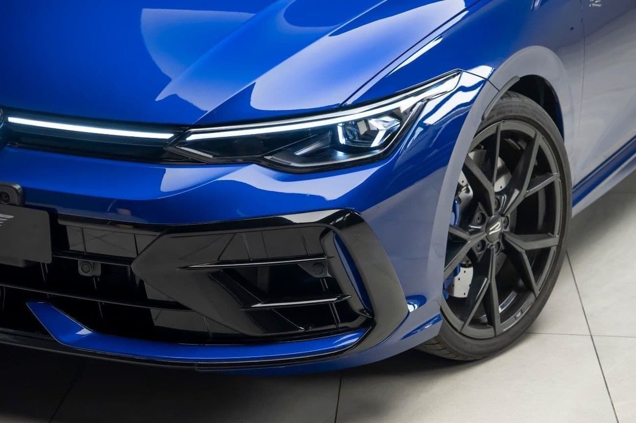 2026 Volkswagen Golf R thumbnail 5