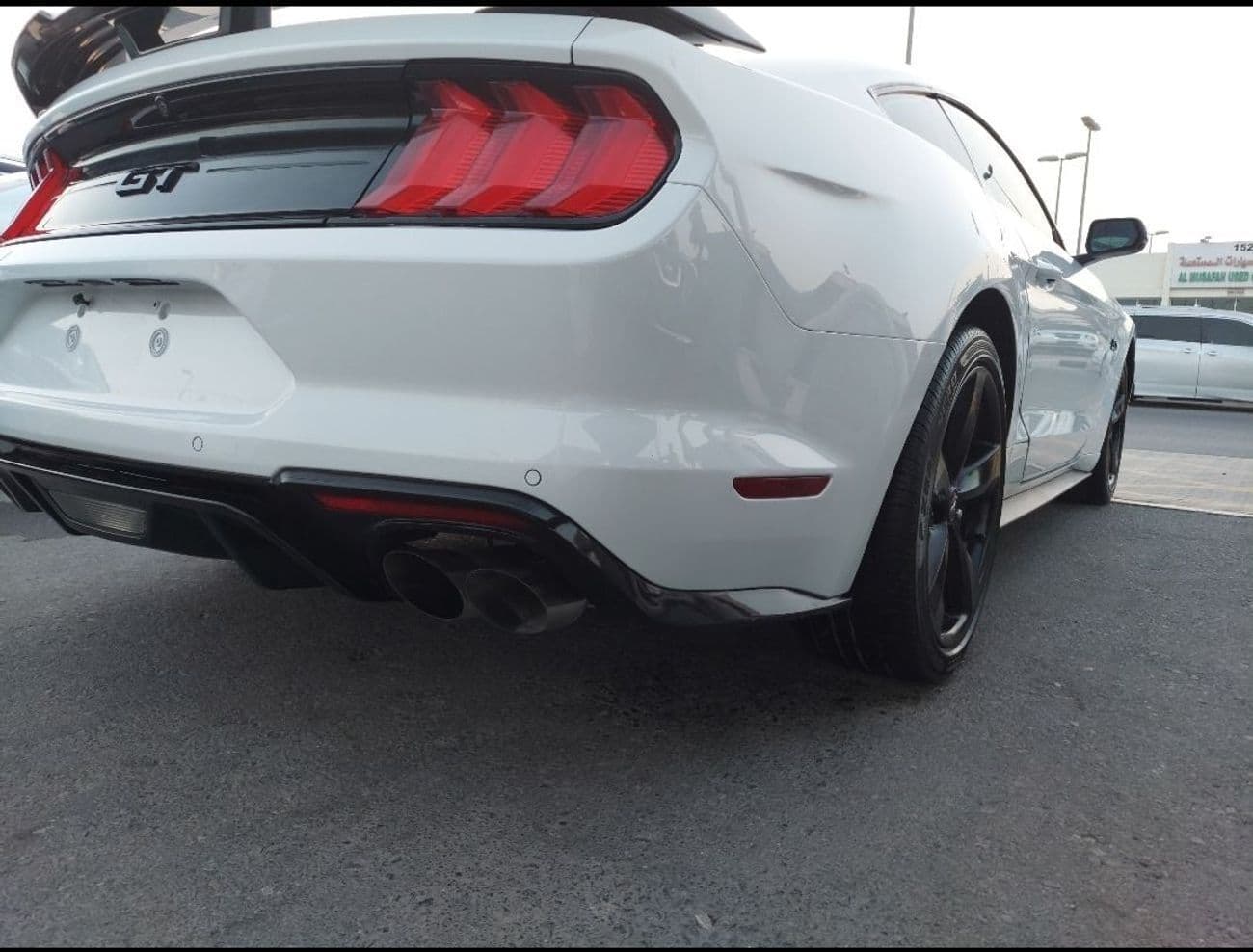 2022 Ford Mustang GT PREMIUM thumbnail 3