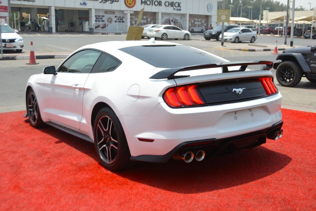 2020 Ford Mustang STANDARD thumbnail 5