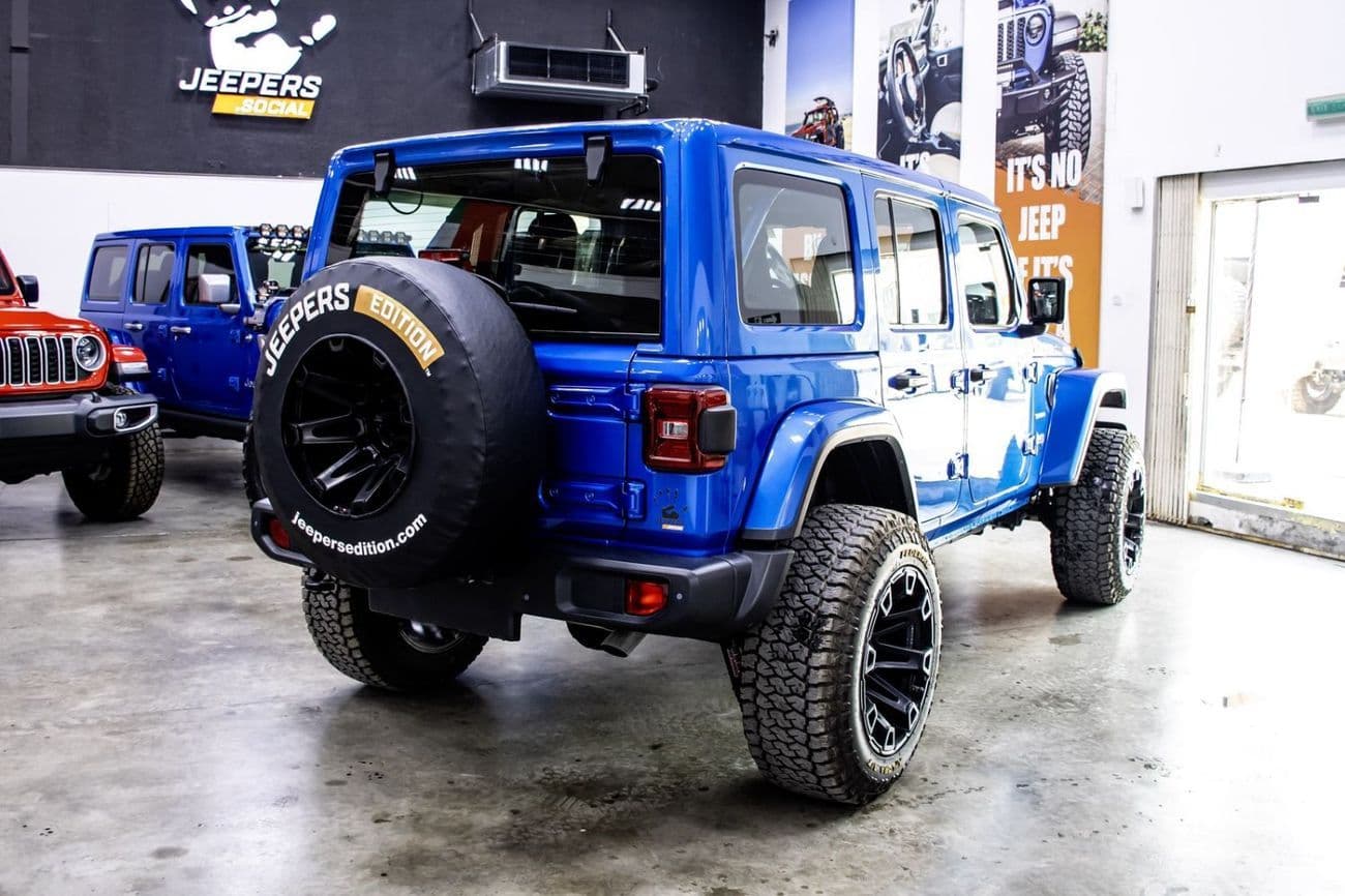 2024 Jeep Wrangler SAHARA thumbnail 6
