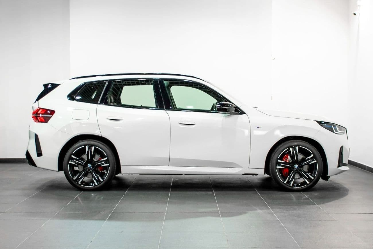 2026 BMW X3 M50 MASTERCLASS thumbnail 3