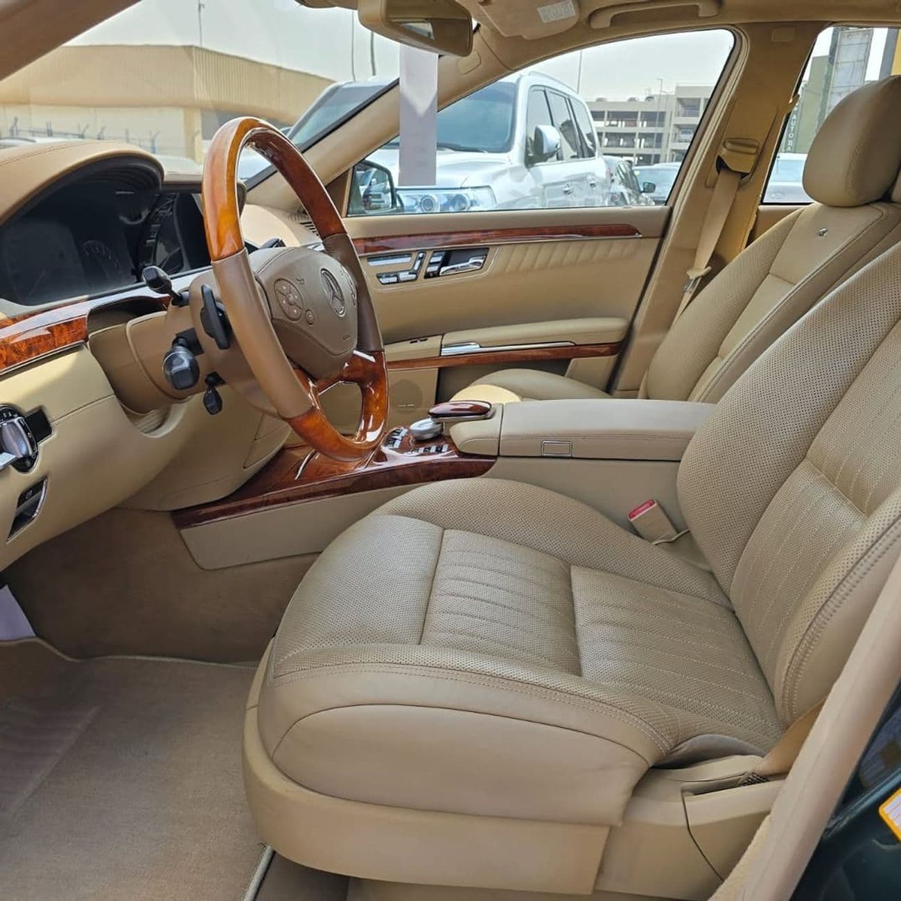 2010 Mercedes Benz S600 LWB thumbnail 2