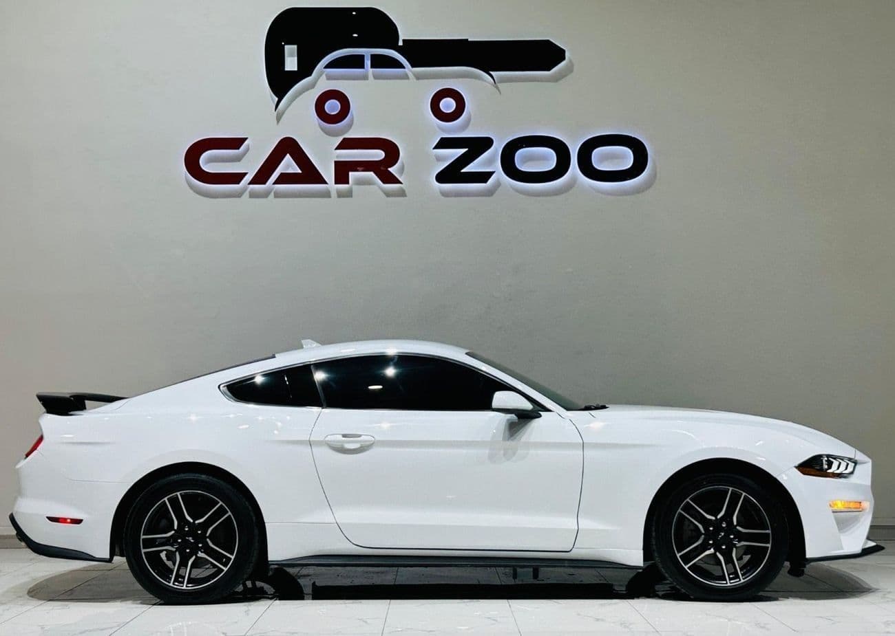 2022 Ford Mustang STANDARD thumbnail 7