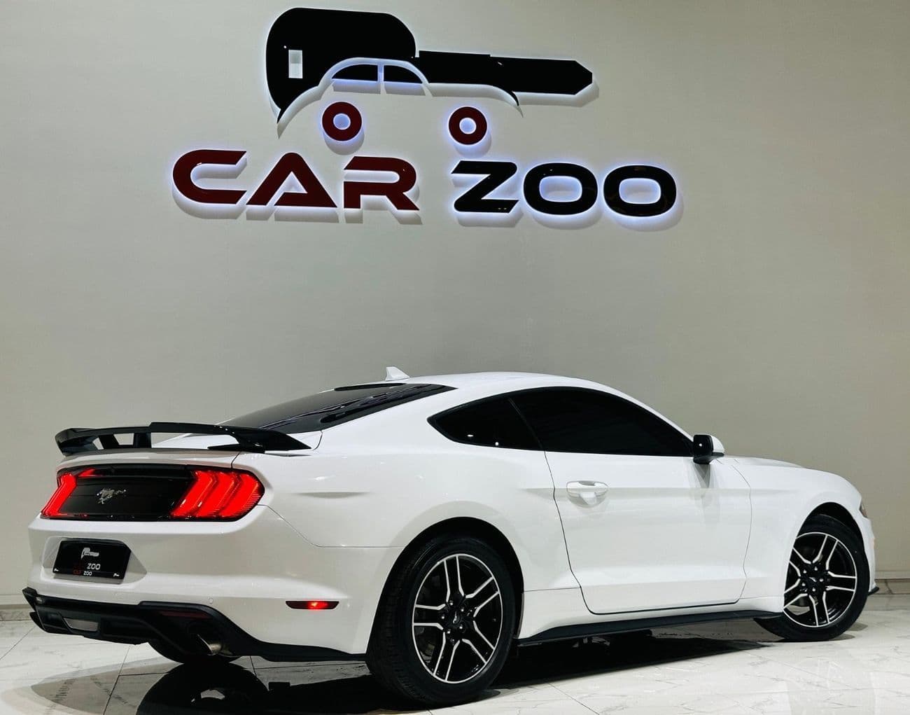 2022 Ford Mustang STANDARD thumbnail 5