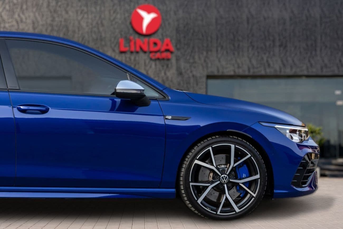 2023 Volkswagen Golf R thumbnail 8
