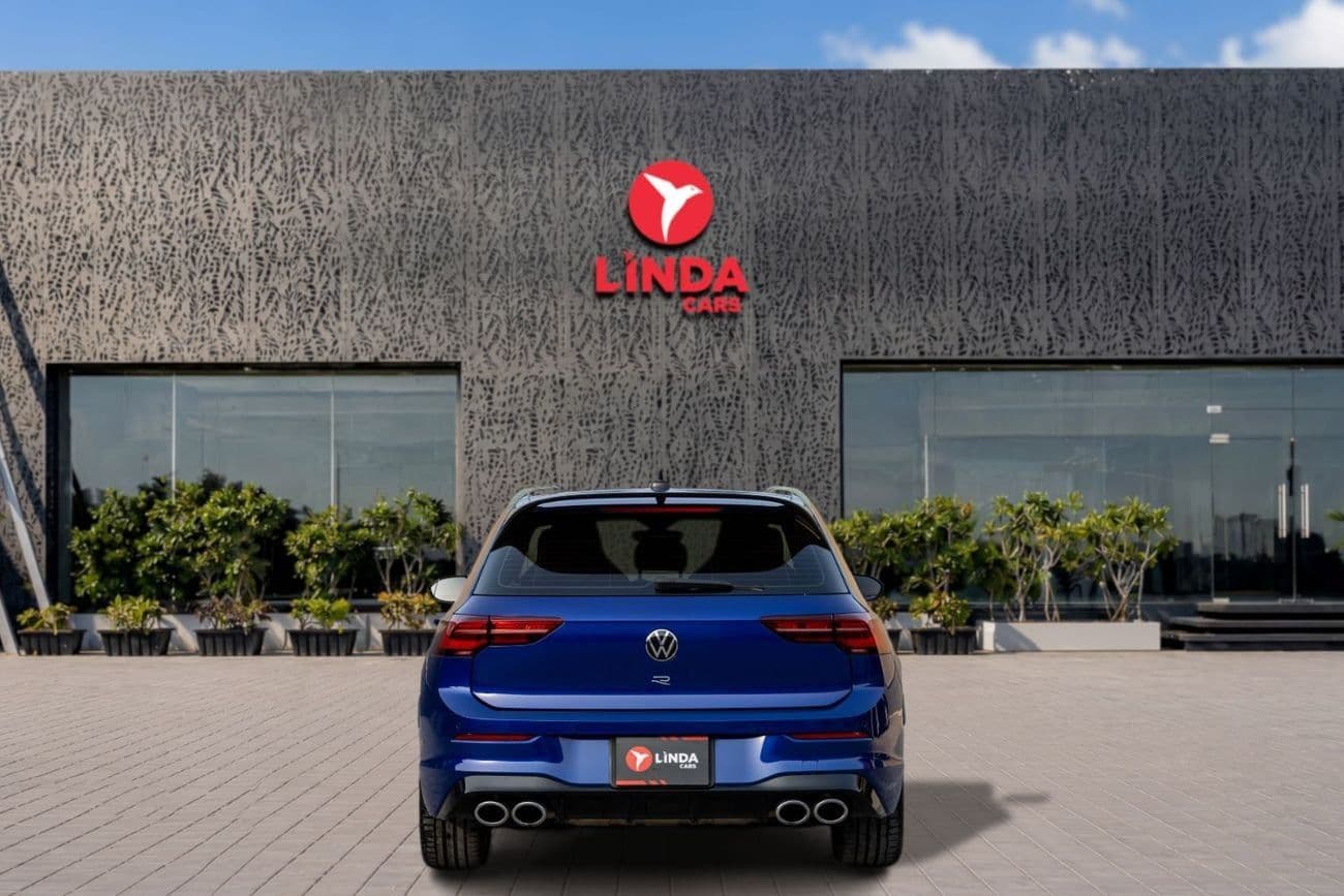 2023 Volkswagen Golf R thumbnail 4