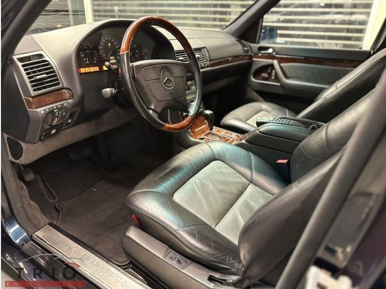1996 Mercedes Benz S600 thumbnail 6