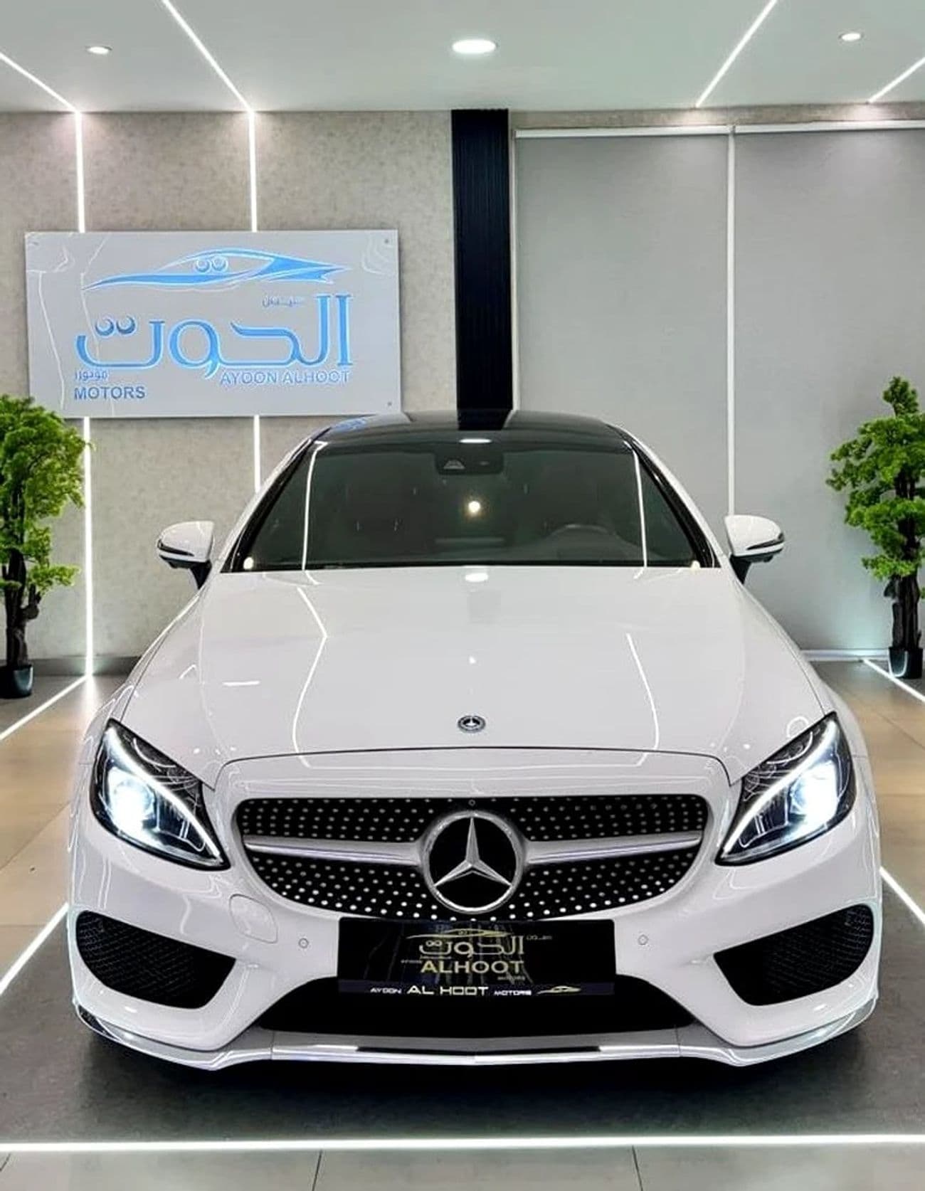 2019 Mercedes Benz C200 AMG thumbnail 4