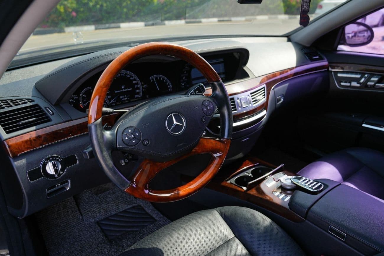 2010 Mercedes Benz S350 LWB thumbnail 4