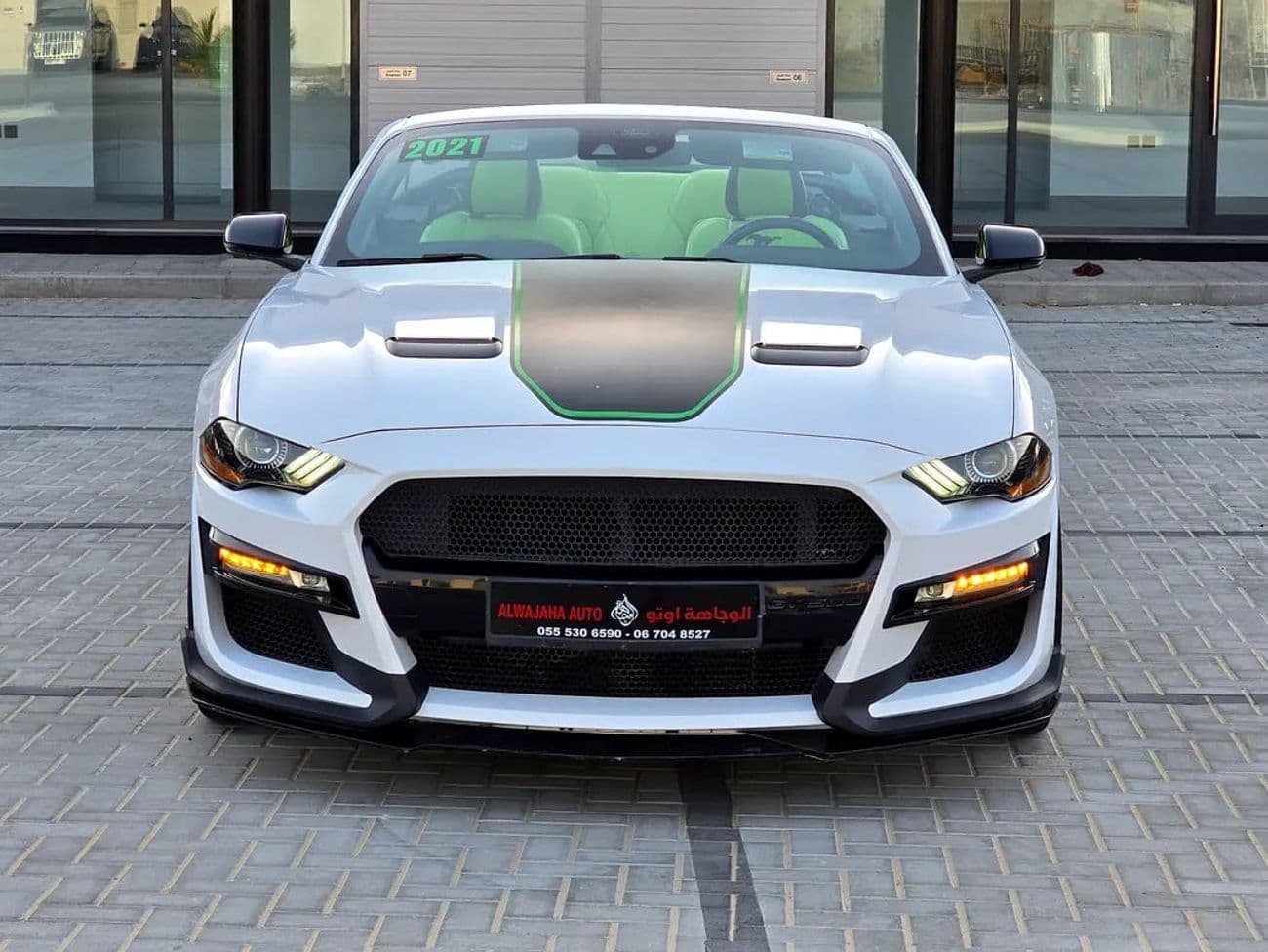 2021 Ford Mustang STANDARD thumbnail 2