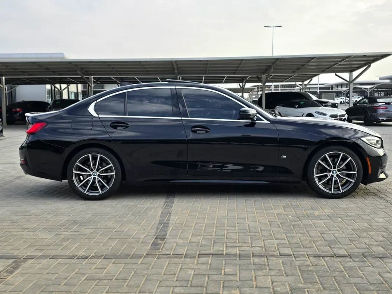 2020 BMW 330i thumbnail 6