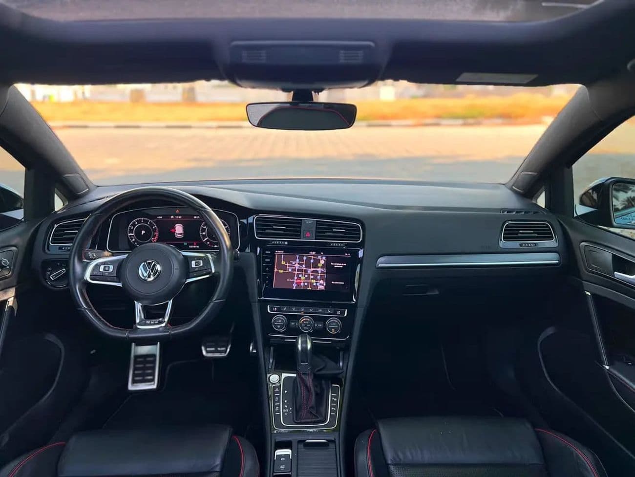 2019 Volkswagen Golf SE thumbnail 5