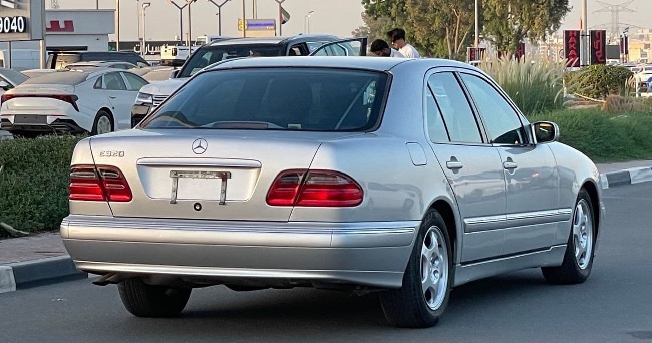 2000 Mercedes Benz E320 STANDARD thumbnail 7