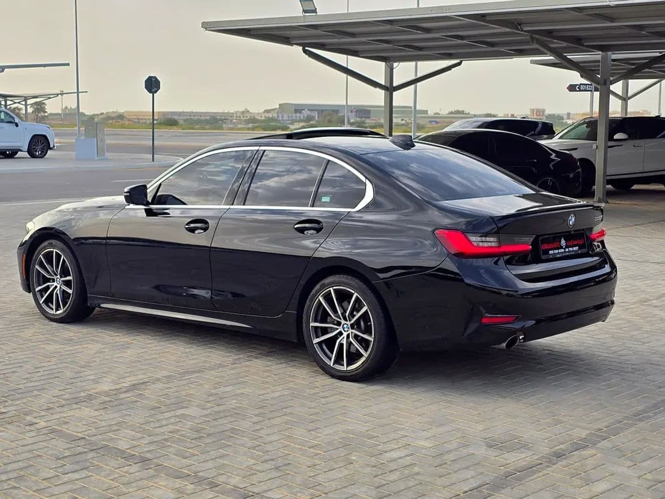 2020 BMW 330i thumbnail 5