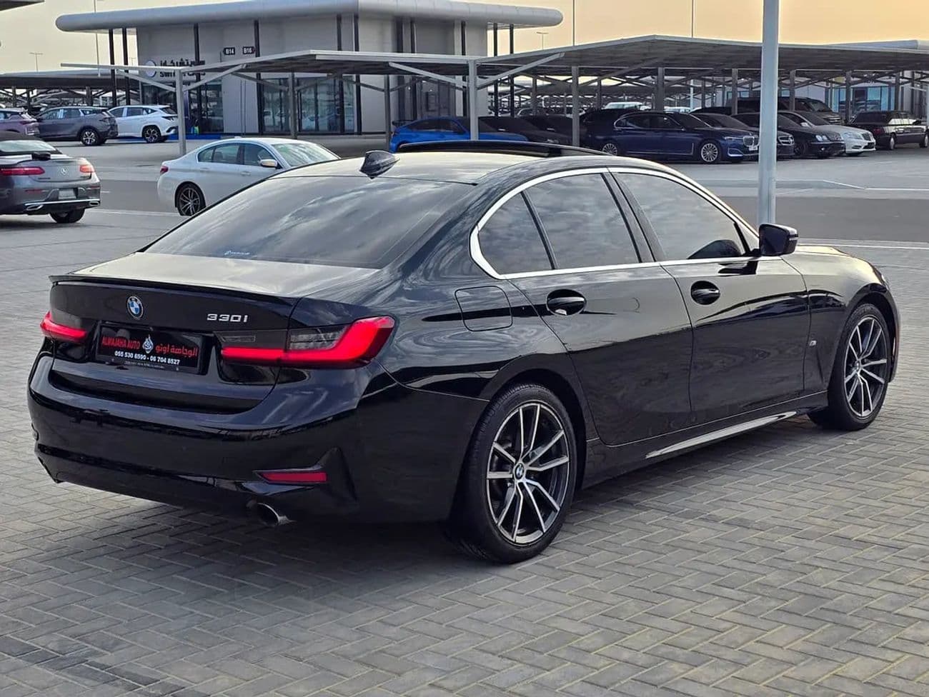 2020 BMW 330i thumbnail 4