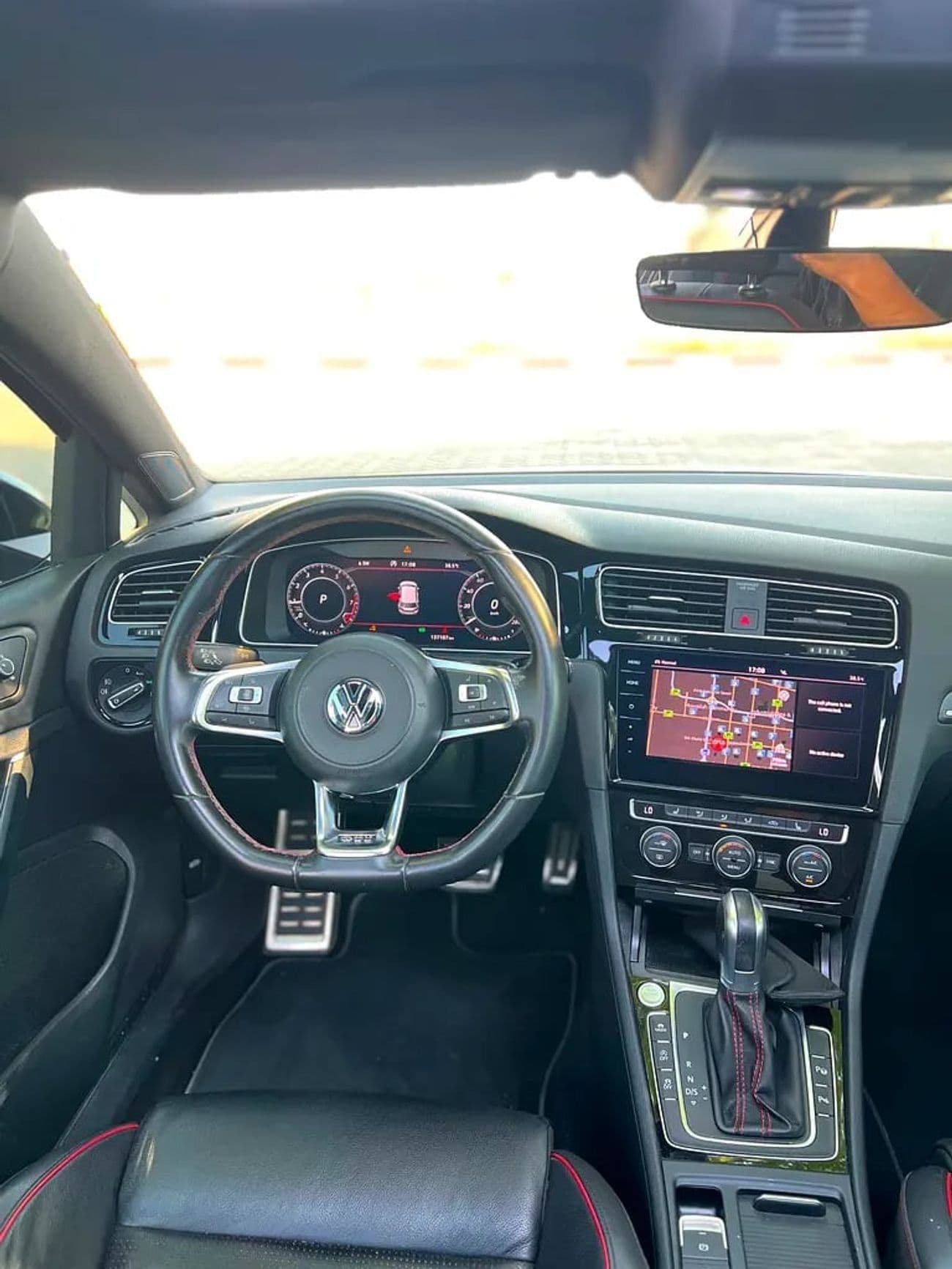 2019 Volkswagen Golf SE thumbnail 6