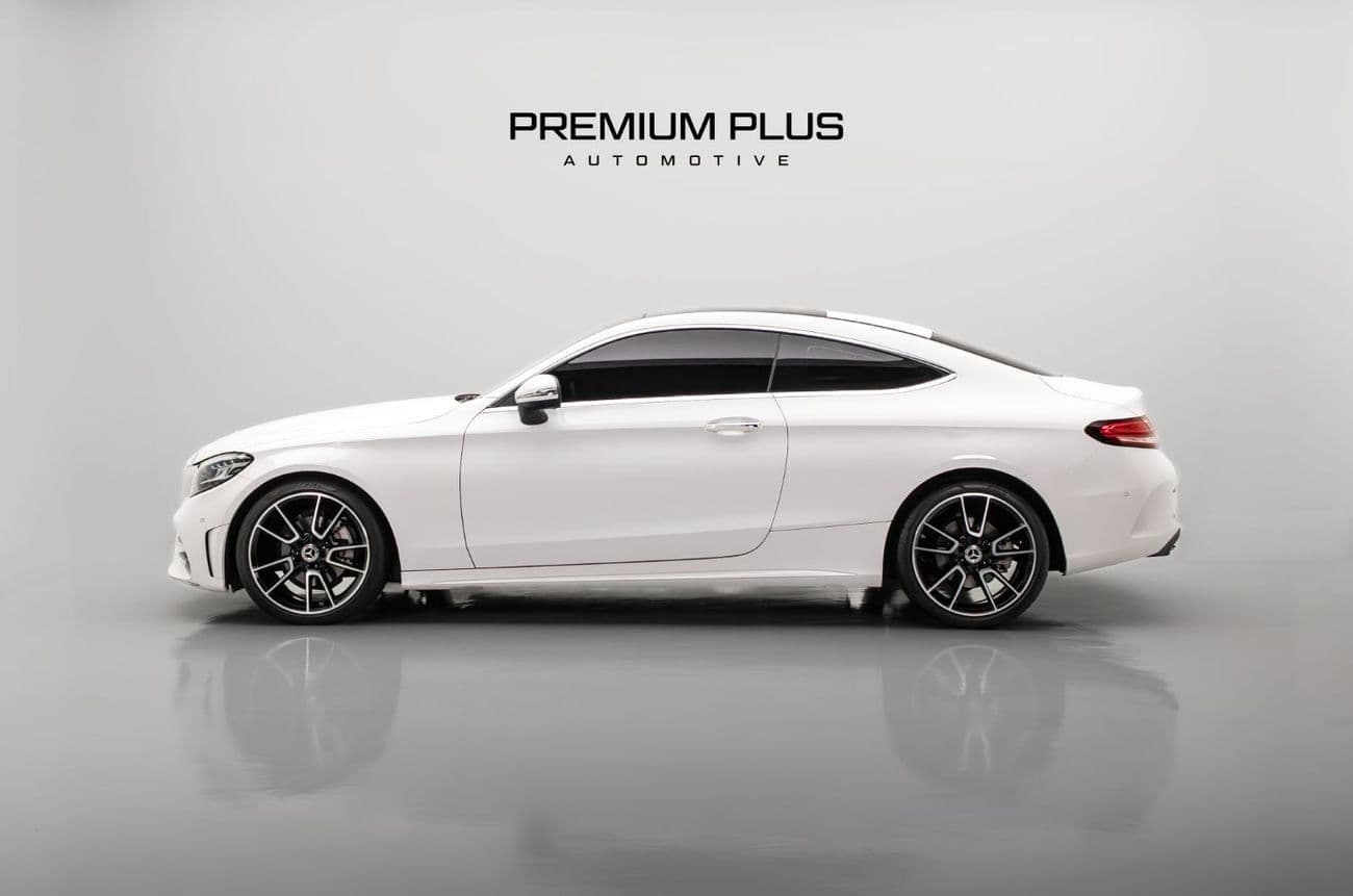 2022 Mercedes Benz C200 AMG thumbnail 5