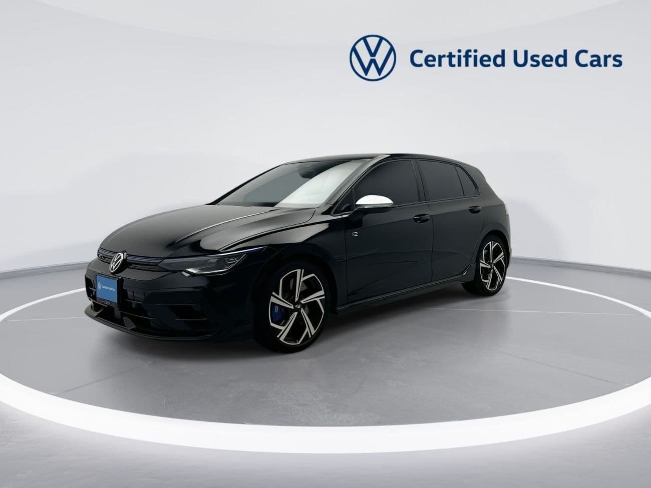 2025 Volkswagen Golf R thumbnail 3