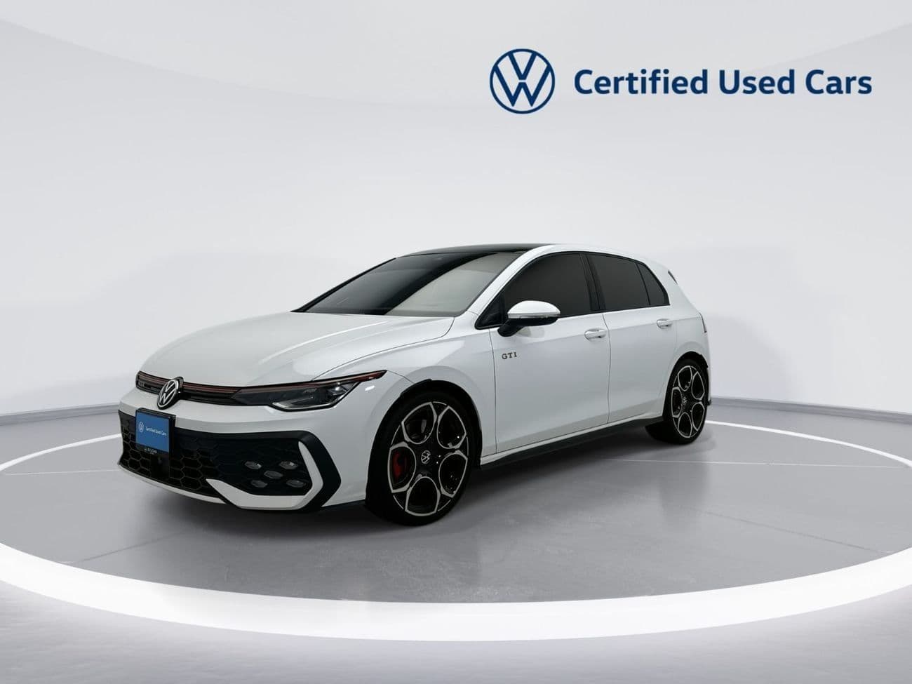 2025 Volkswagen Golf GTI thumbnail 3