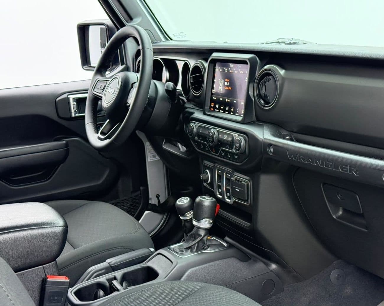 2023 Jeep Wrangler SPORT thumbnail 7