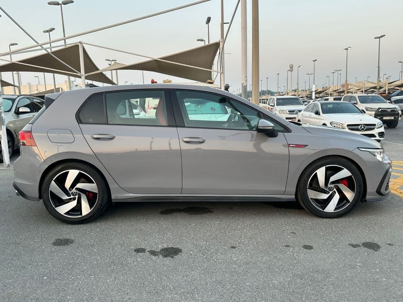 2024 Volkswagen Golf GTI thumbnail 4