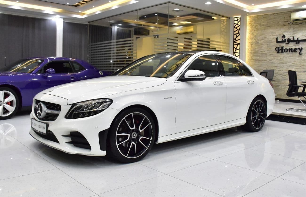 2019 Mercedes Benz C200 . thumbnail 3