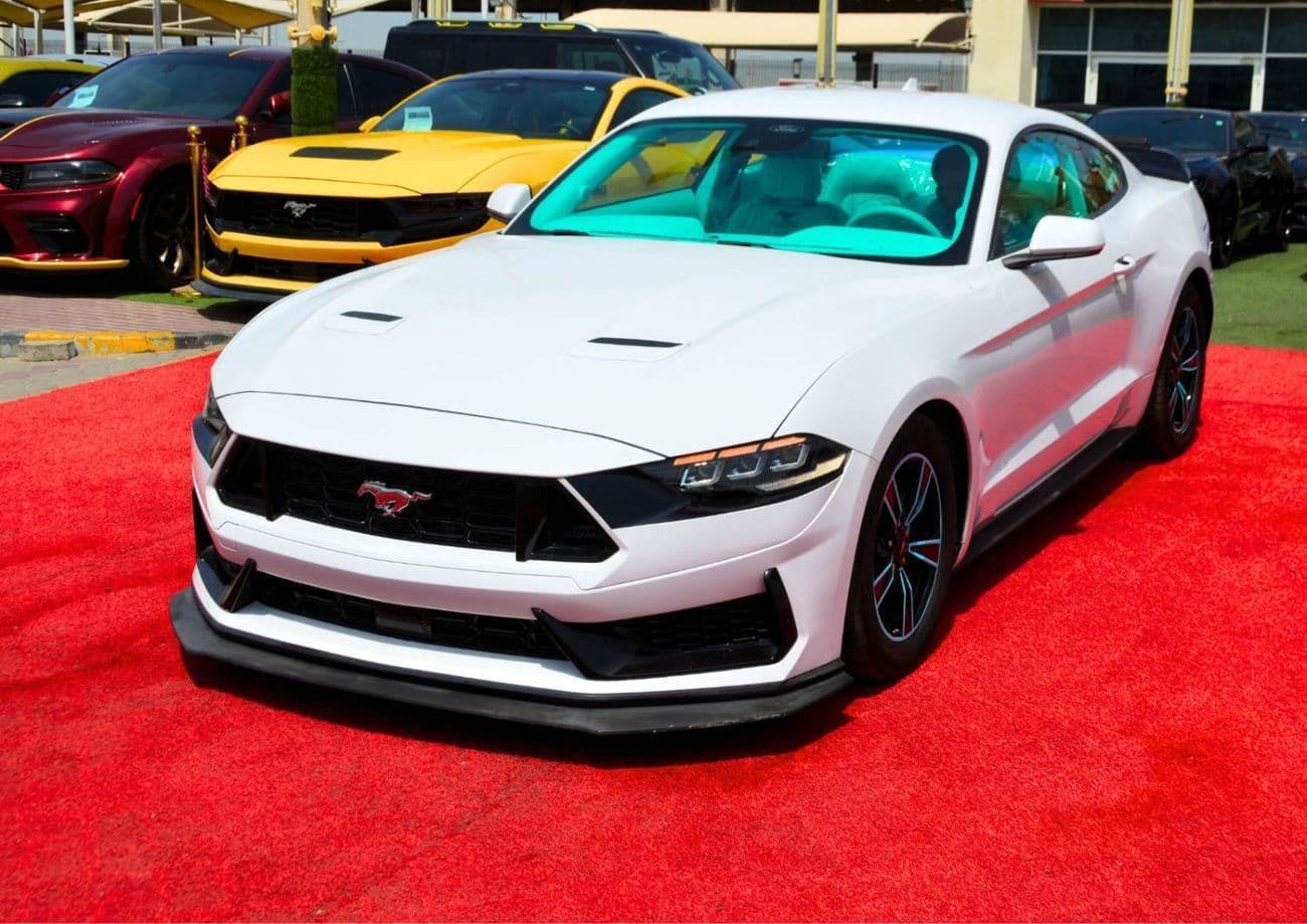 2022 Ford Mustang STANDARD thumbnail 4