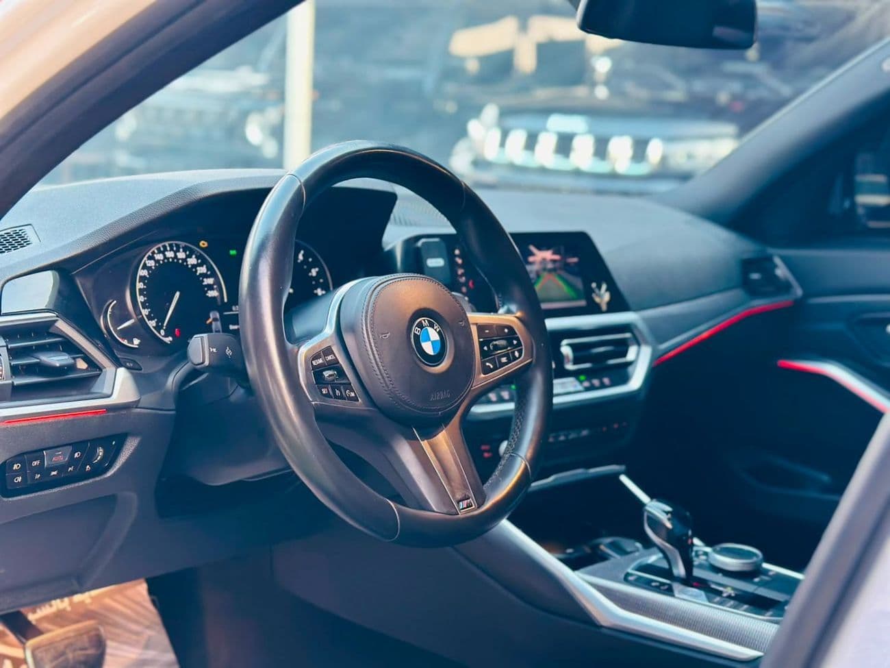 2020 BMW 330i M SPORT thumbnail 5