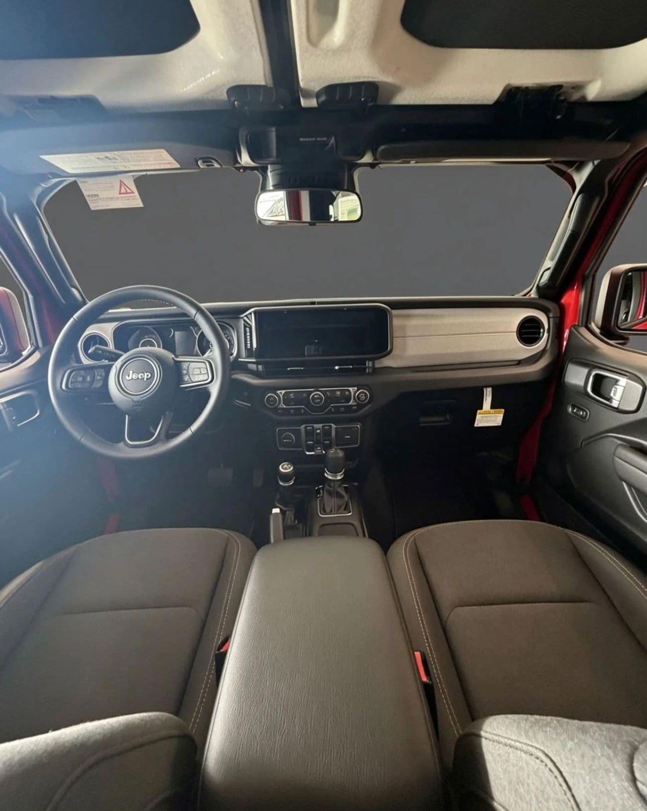 2026 Jeep Wrangler SPORT thumbnail 5