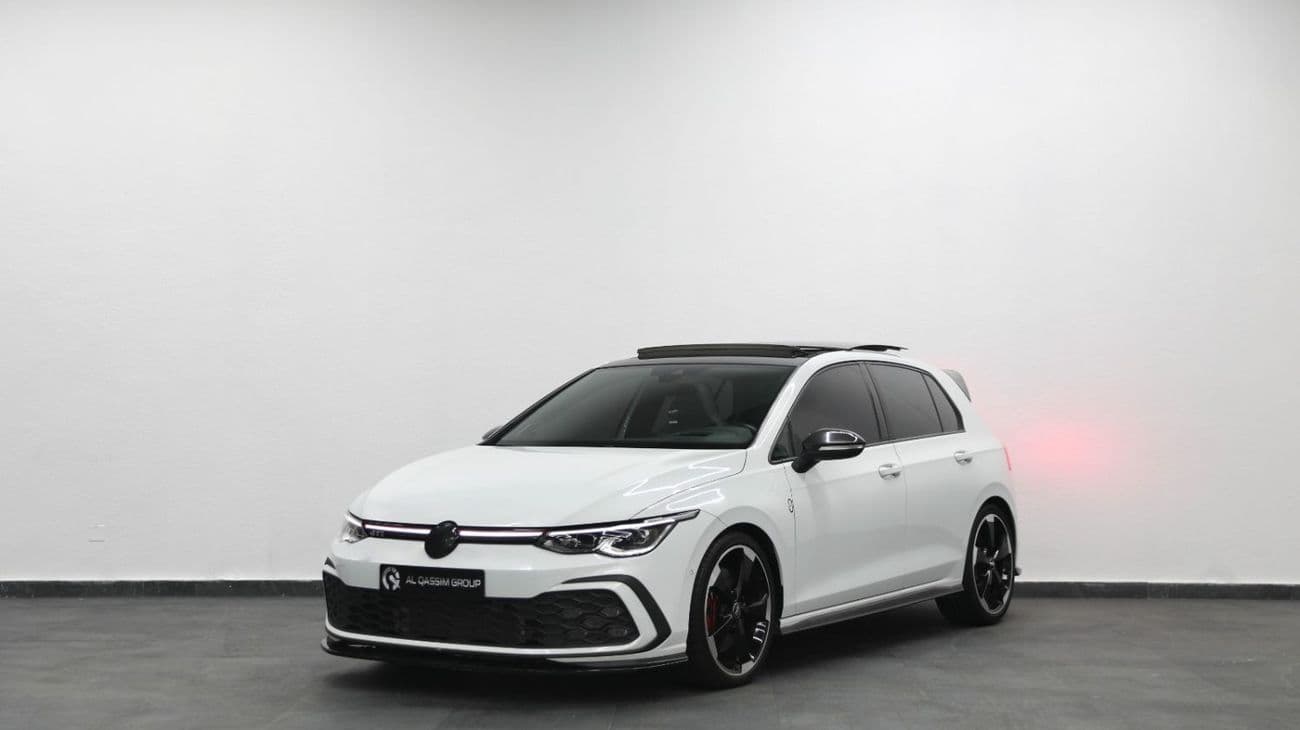 2024 Volkswagen Golf GTI thumbnail 3