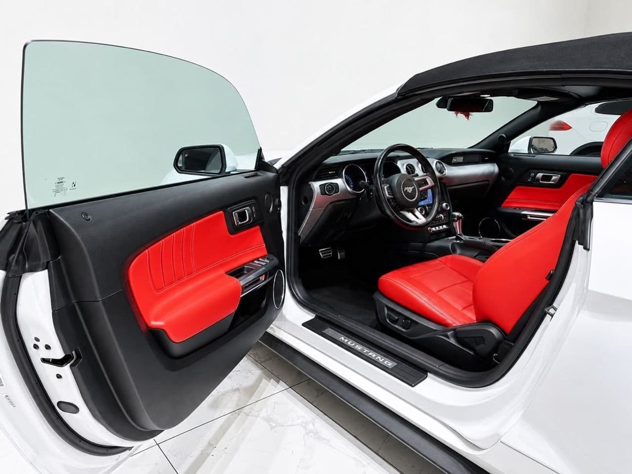 2022 Ford Mustang GT PREMIUM thumbnail 8