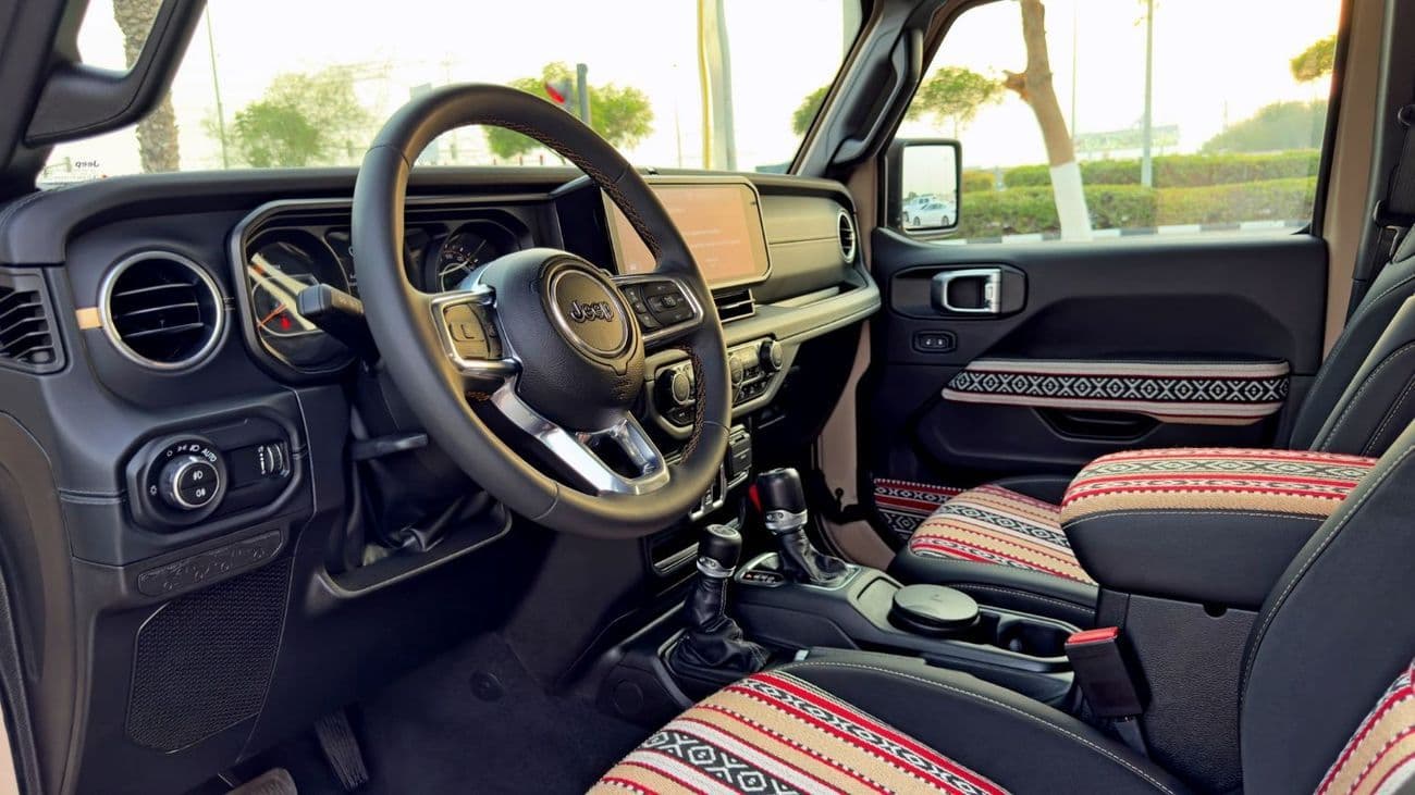 2024 Jeep Wrangler SAHARA thumbnail 8