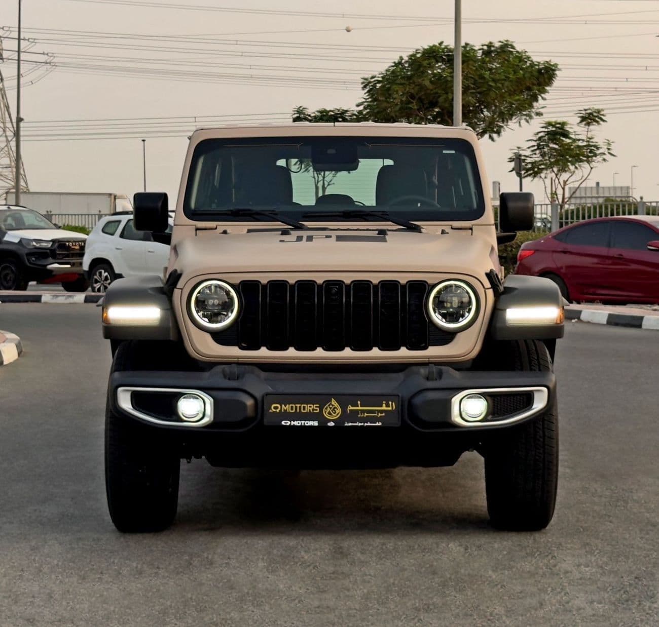 2024 Jeep Wrangler SAHARA thumbnail 2