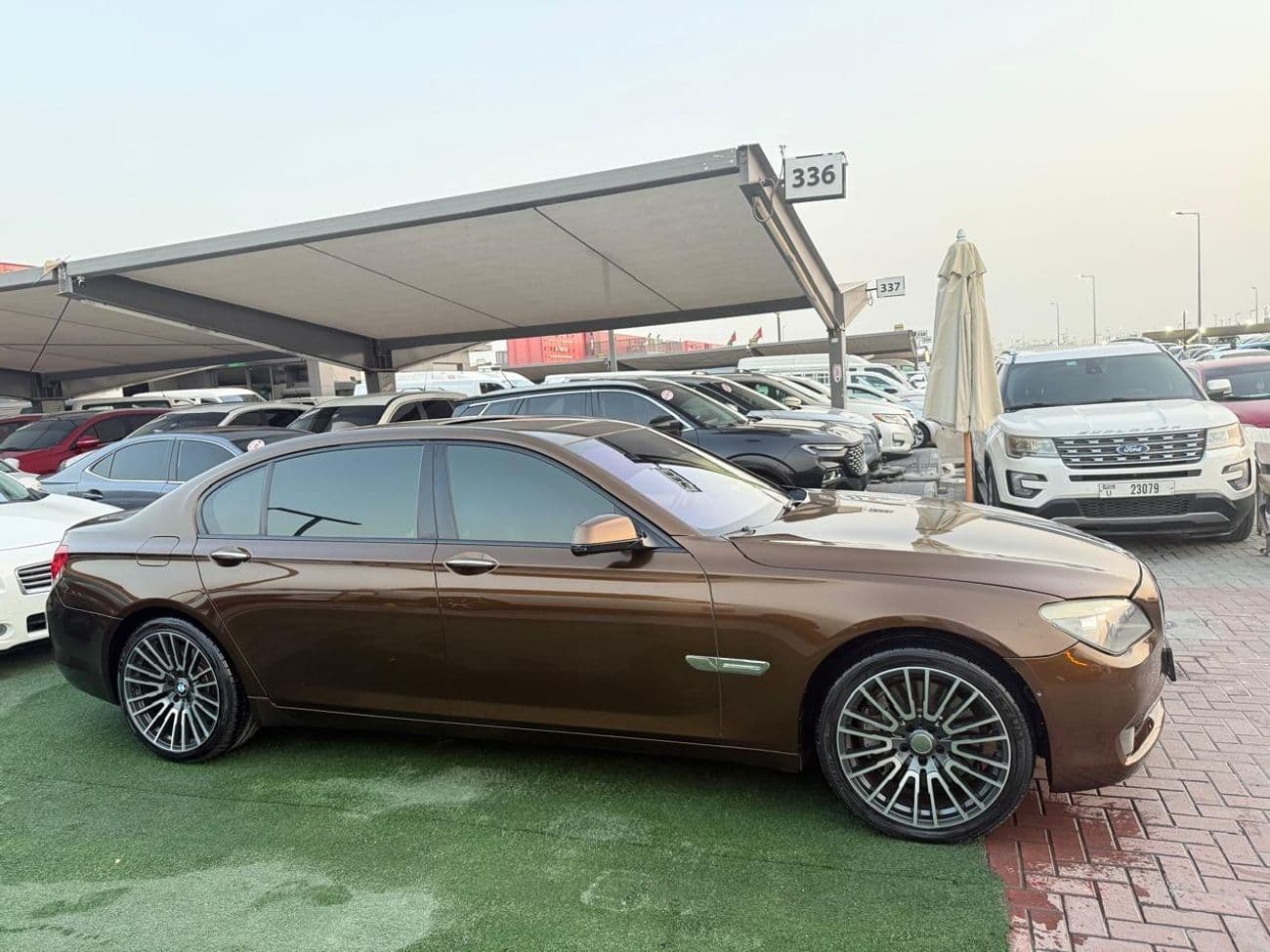 2012 BMW 750Li EXCLUSIVE thumbnail 4
