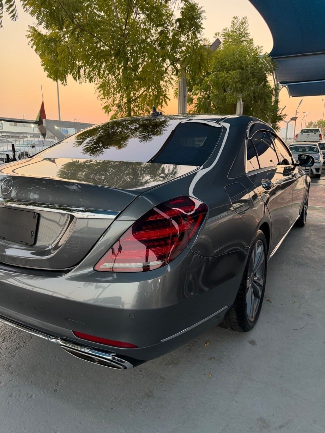 2018 Mercedes Benz S600 LWB thumbnail 5
