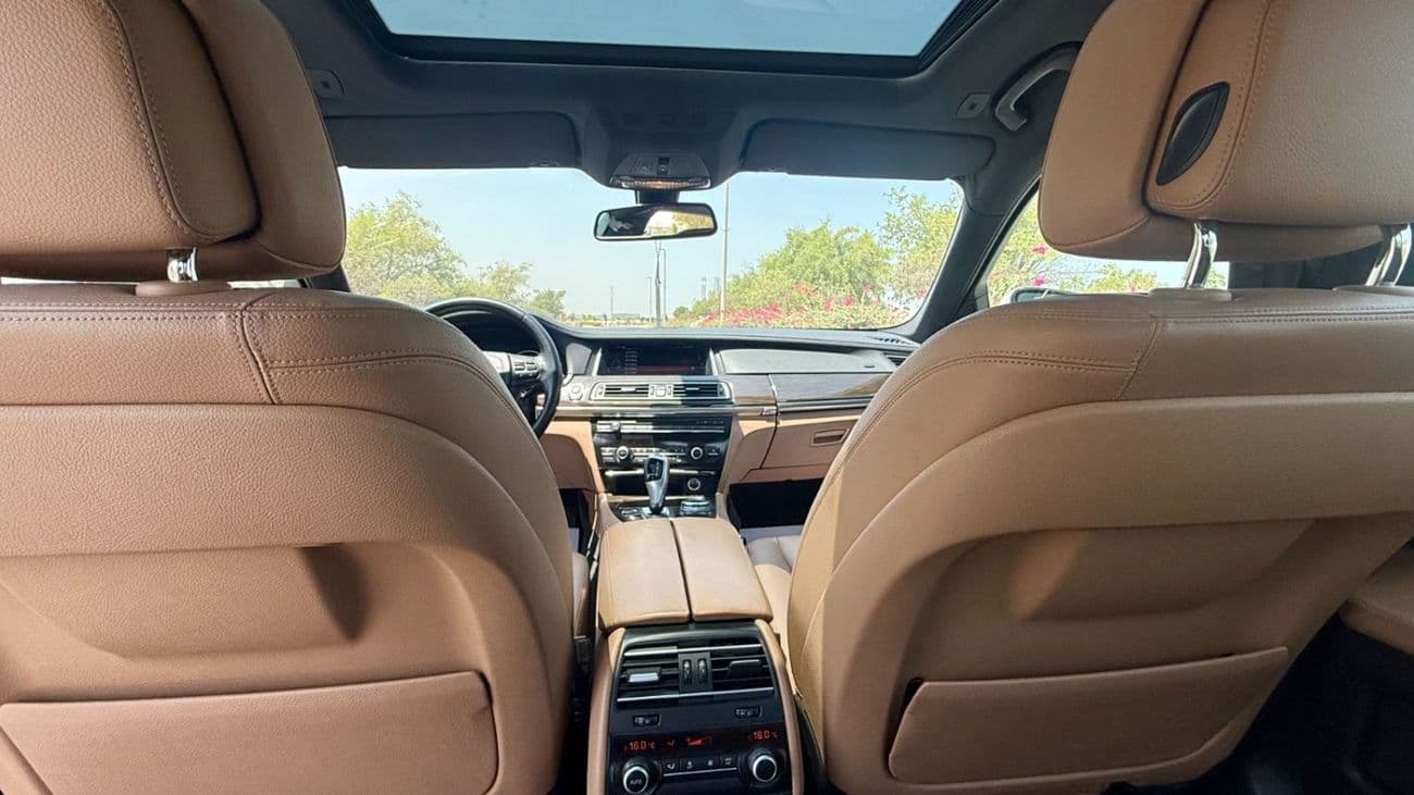 2016 BMW 740Li LUXURY thumbnail 8