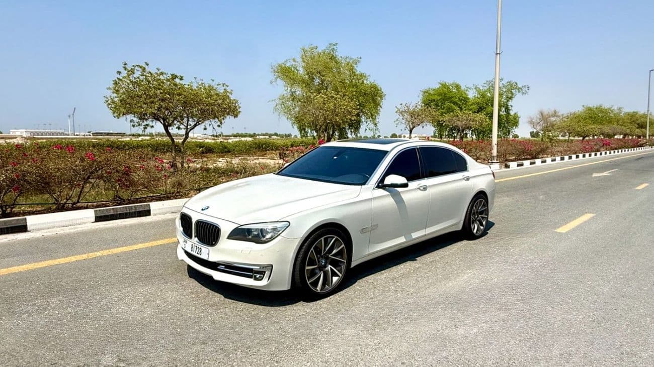 2016 BMW 740Li LUXURY thumbnail 2