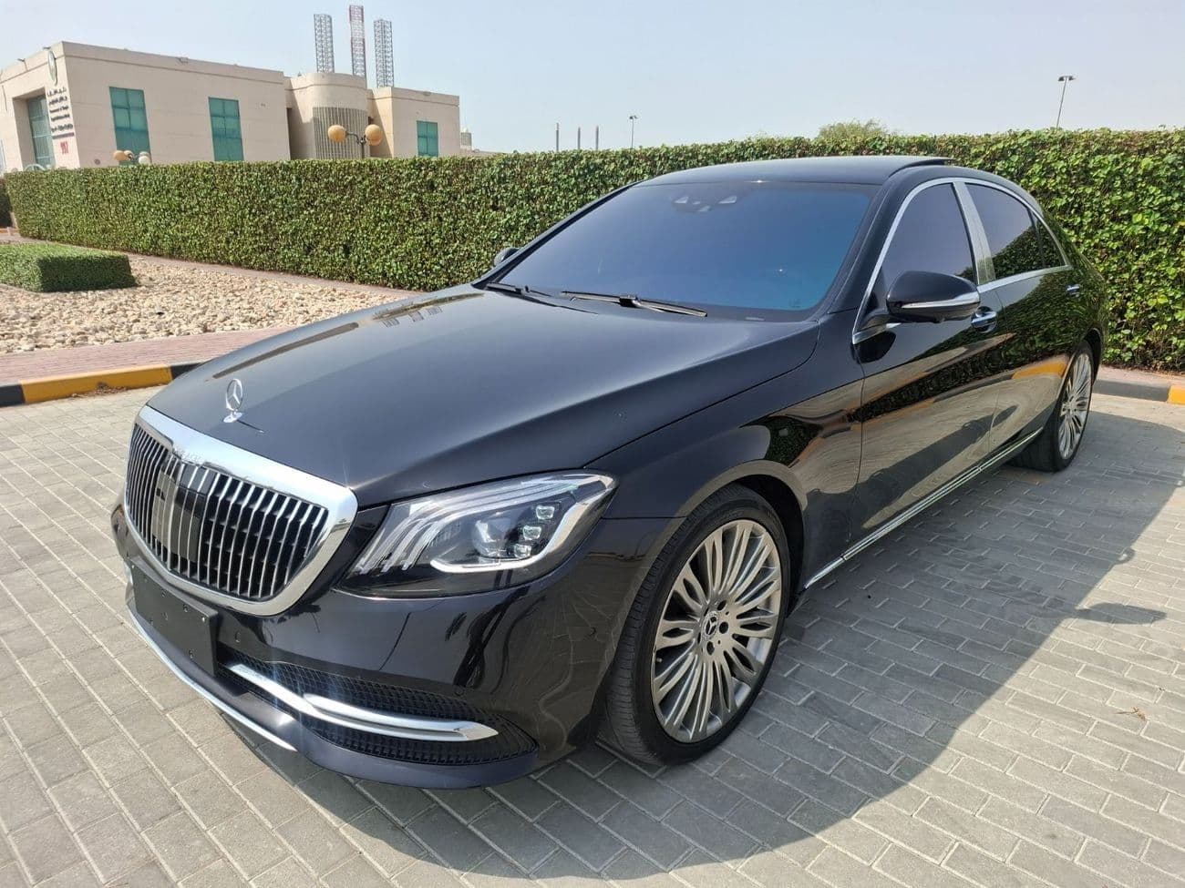 2015 Mercedes Benz S500 LWB thumbnail 3