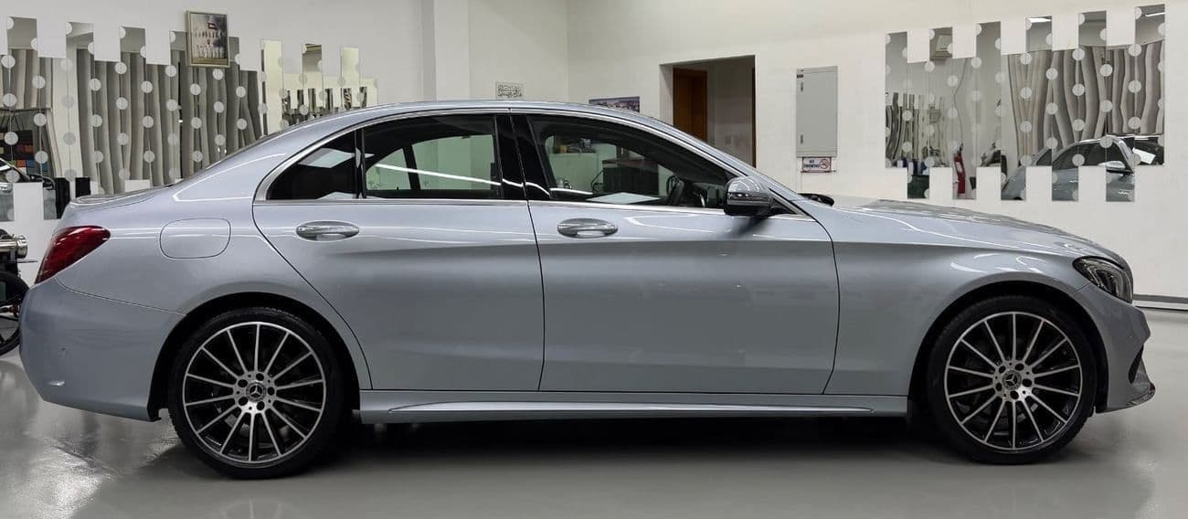 2018 Mercedes Benz C200 AVANTGARDE thumbnail 3