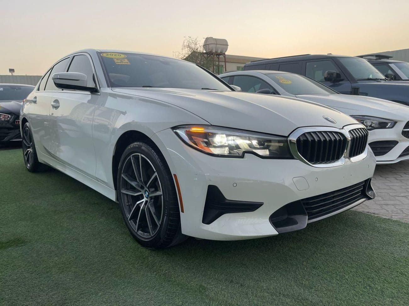 2020 BMW 330i LUXURY LINE