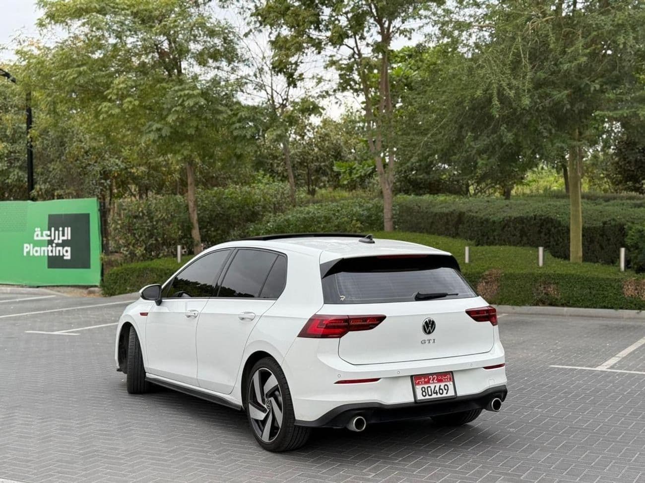 2021 Volkswagen Golf GTI thumbnail 3