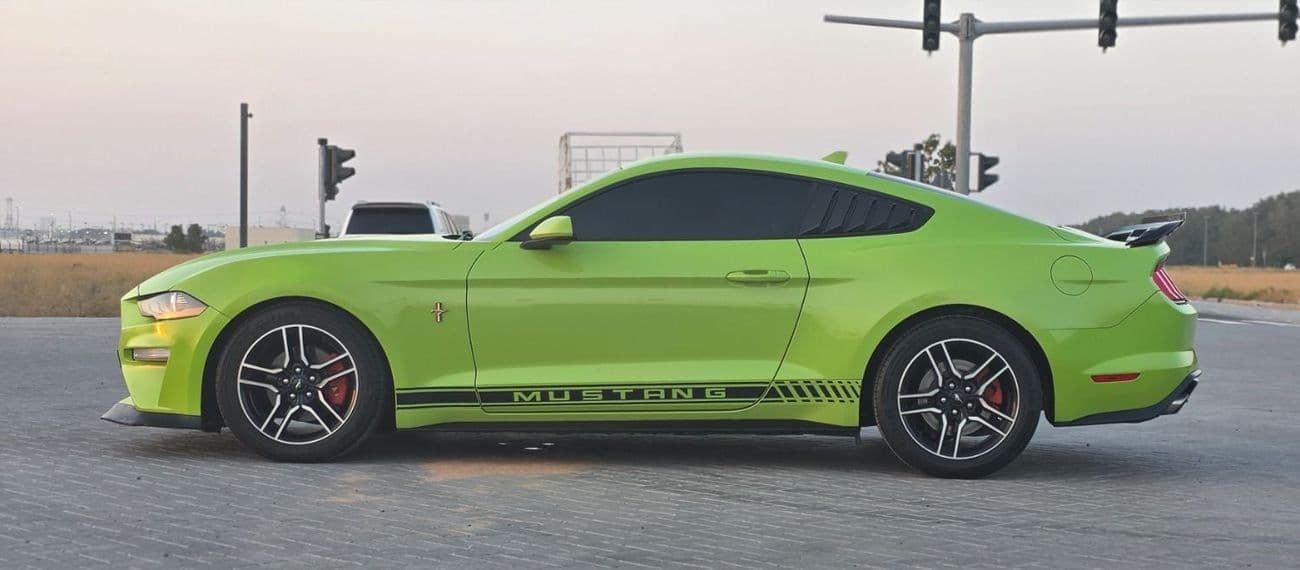 2020 Ford Mustang STANDARD thumbnail 6