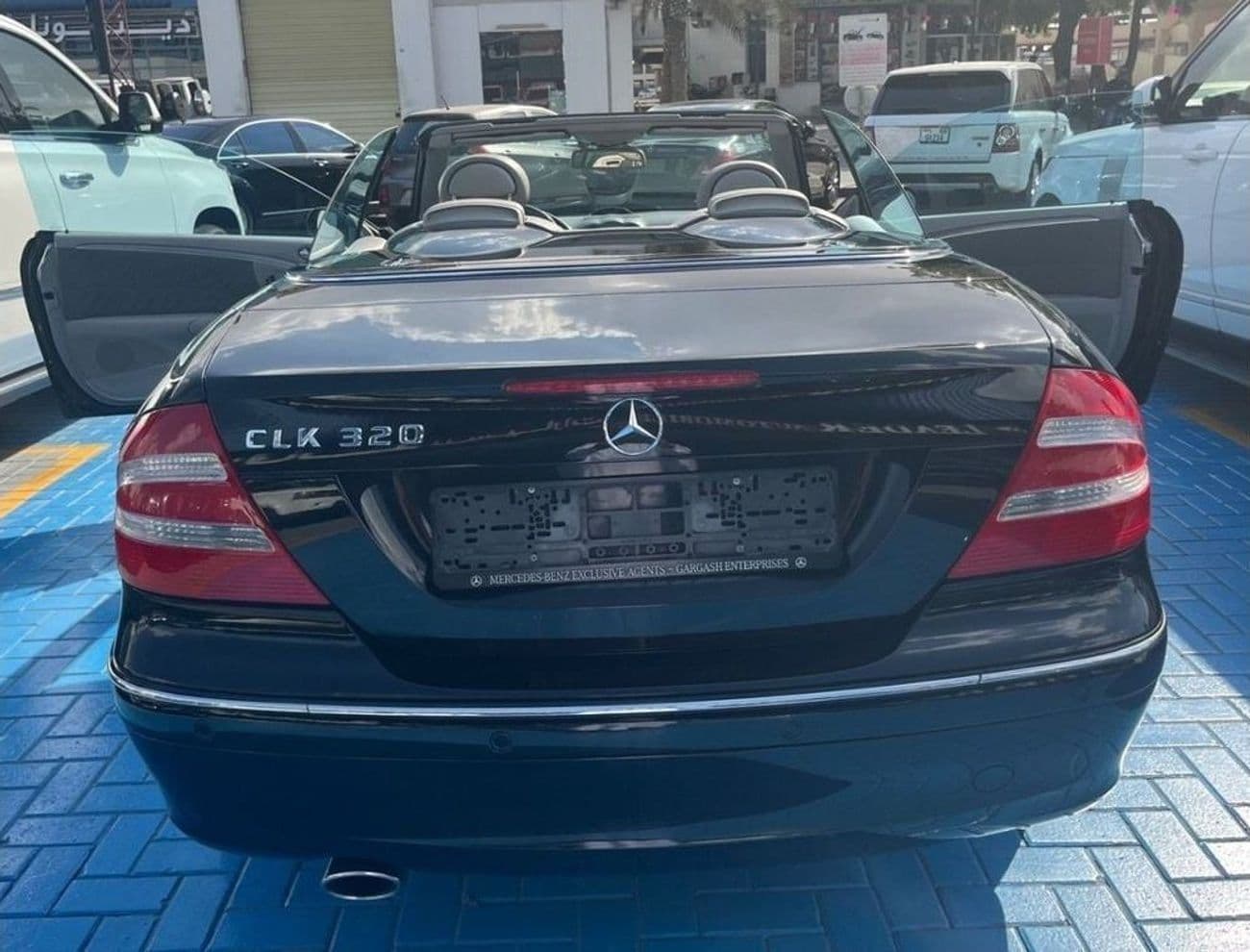 2004 Mercedes Benz CLK320 STANDARD thumbnail 3