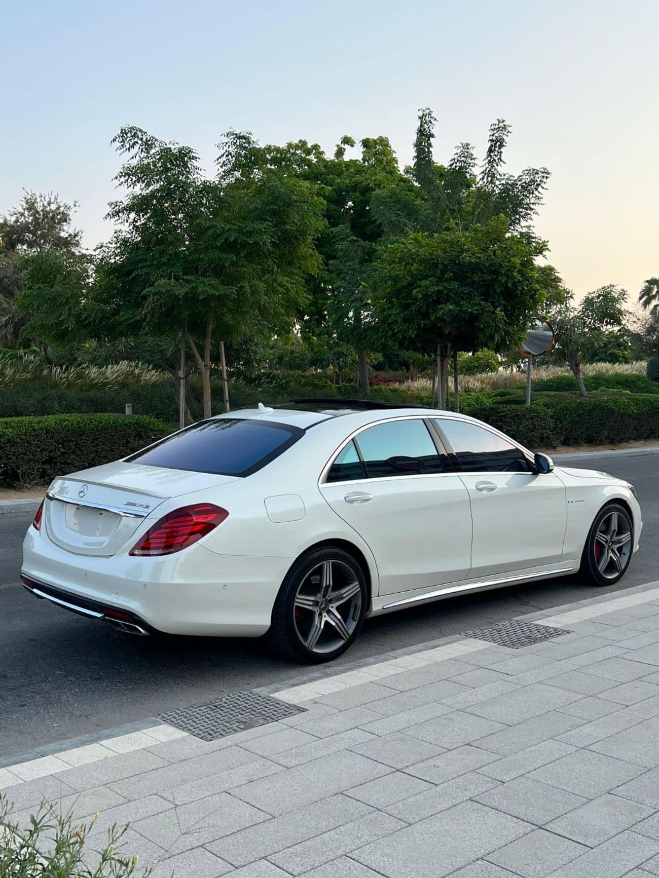 2015 Mercedes Benz S500 AMG PREMIUM thumbnail 6