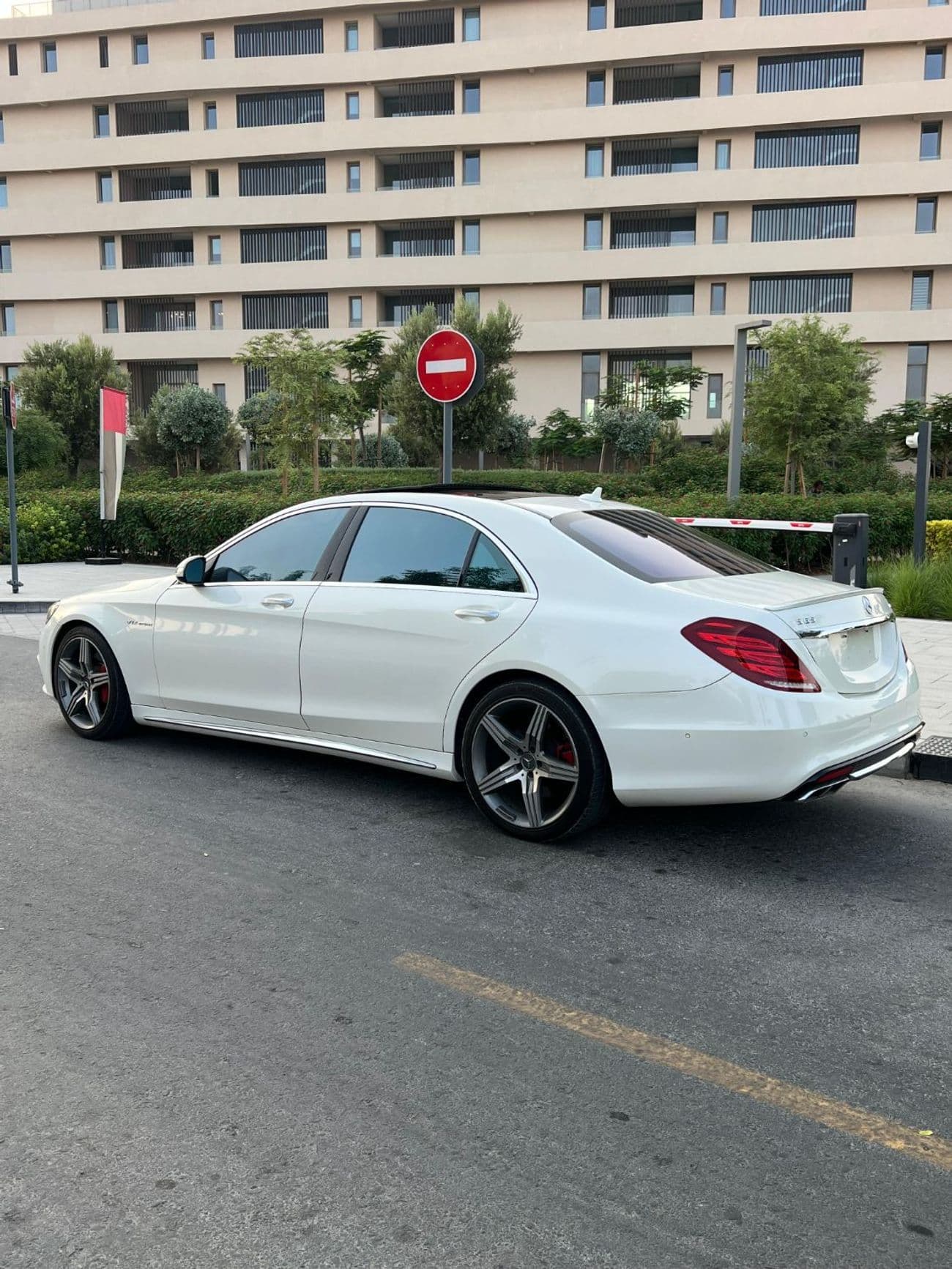 2015 Mercedes Benz S500 AMG PREMIUM thumbnail 5