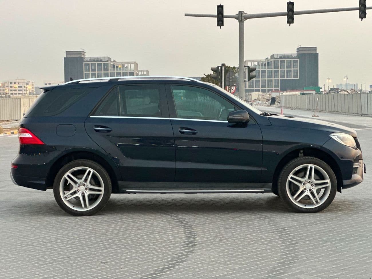 2014 Mercedes Benz ML350 AMG KIT thumbnail 5