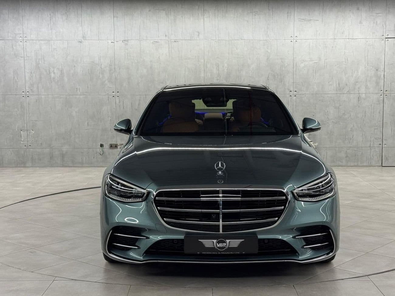 2025 Mercedes Benz S500 4MATIC L thumbnail 2