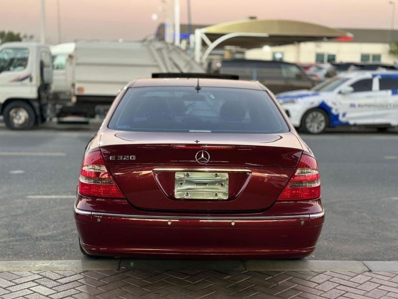 2003 Mercedes Benz E320 STANDARD thumbnail 6