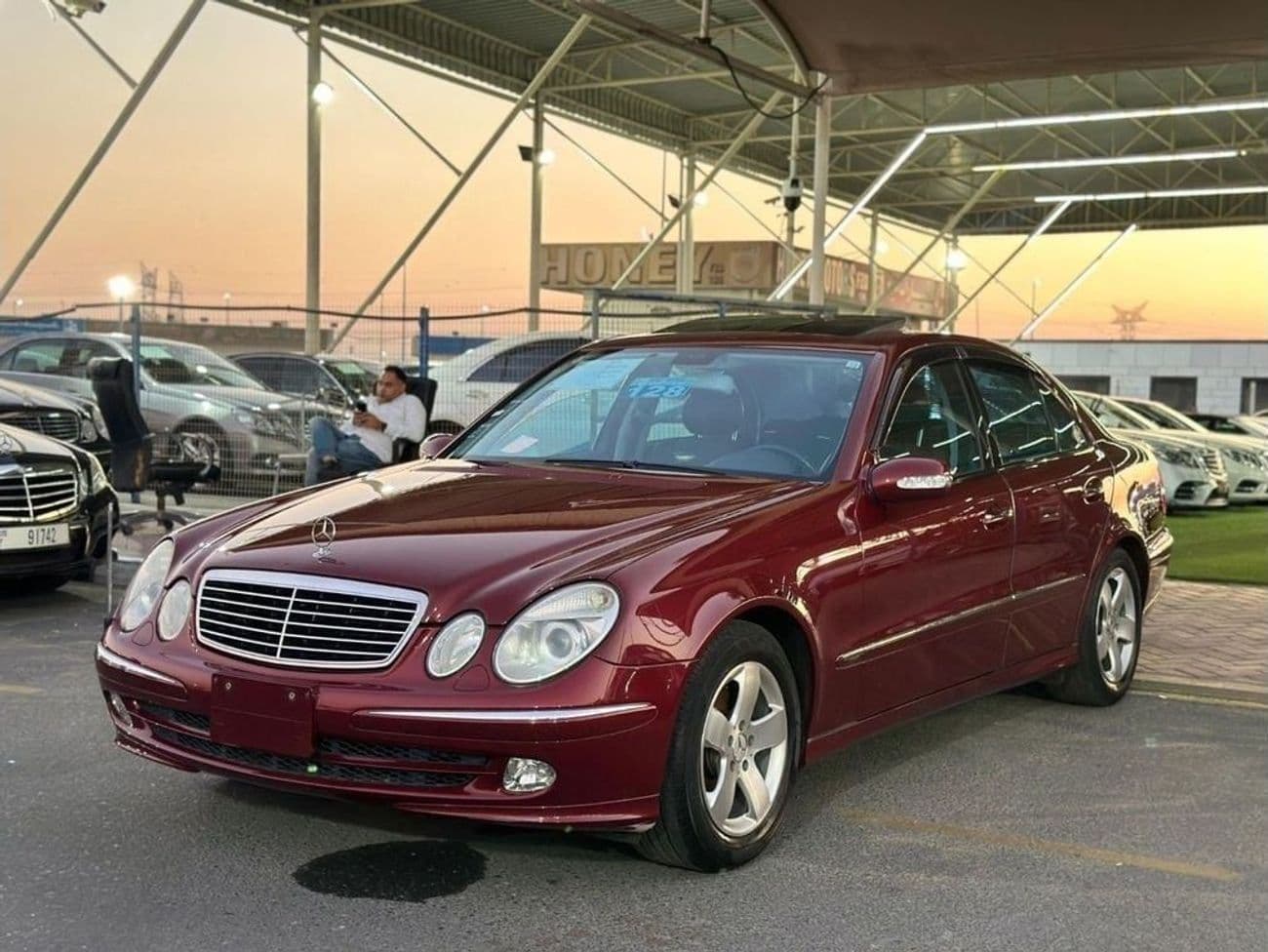 2003 Mercedes Benz E320 STANDARD thumbnail 3