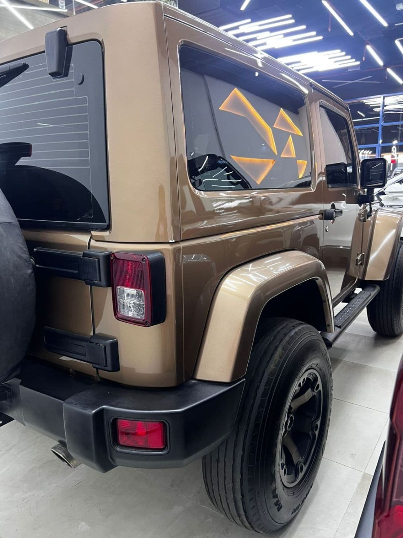 2015 Jeep Wrangler RUBICON thumbnail 4